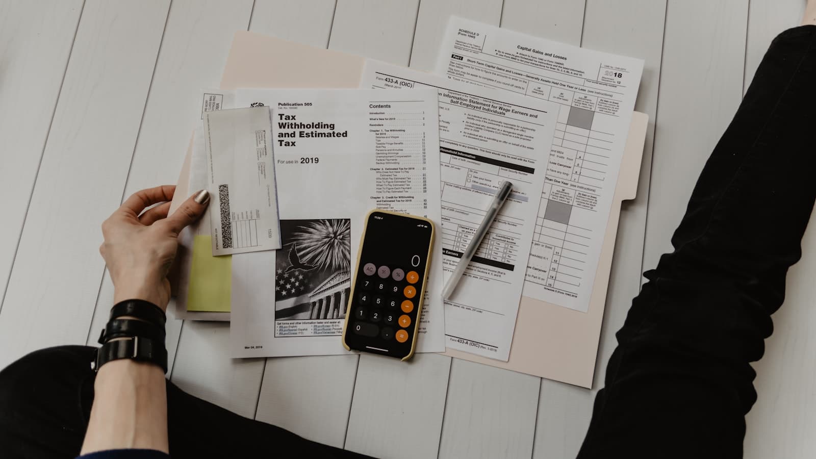 Financial planning documents and a calculator for unit economics